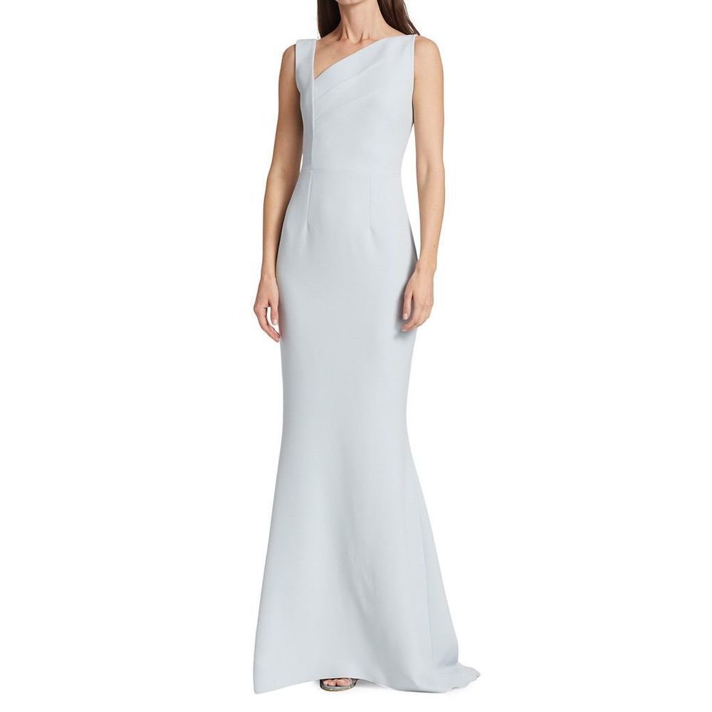 Safiyaa
Desia Asymmetric Mermaid Gown